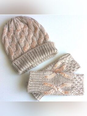 Bettina Beanie and Glove Set OS Made in Italy